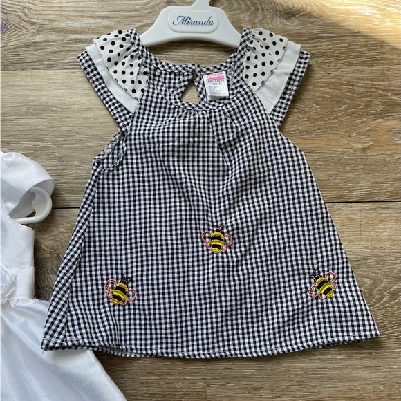 Spanish baby dresses 3-6 months - Picture 3 of 5